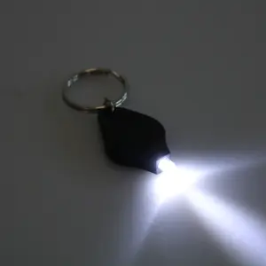 chaveiro mini lanterna LED