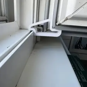 batente de porta antiderrapante