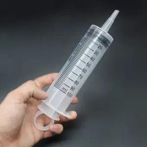 seringa plástica reutilizável 100ml