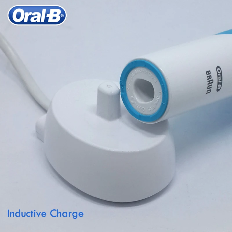 Oral-B Vitality D12013 Escova de Dentes Elétrica Rotação 3D - Imagem 4