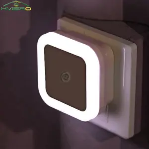 luz noturna led sensor movimento plugue
