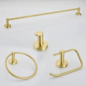 conjunto de acessórios de banheiro dourado escovado