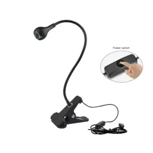 luminária de mesa LED com clipe USB preta