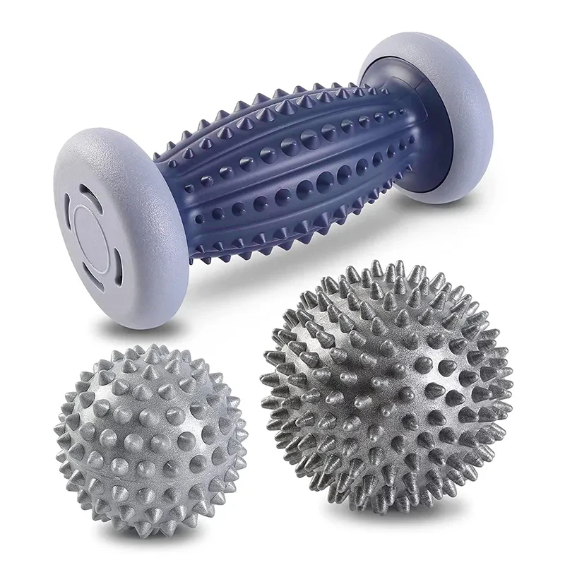 rolo e bola de massagem para pés
