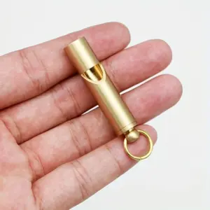 apito de latão para emergências