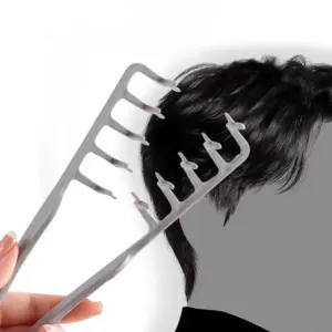 escova desembaraçadora e volumizadora masculina