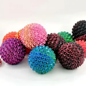 brinquedo antiestresse bola espinhosa 3d