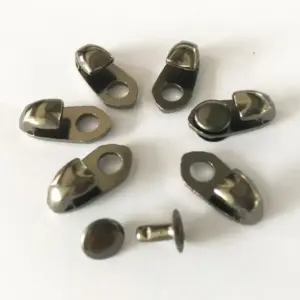 ganchos para bota com rebites