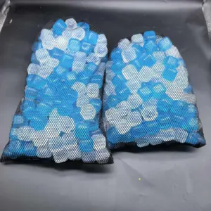 cubos de gelo plásticos reutilizáveis