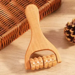 massageador de rolos de madeira