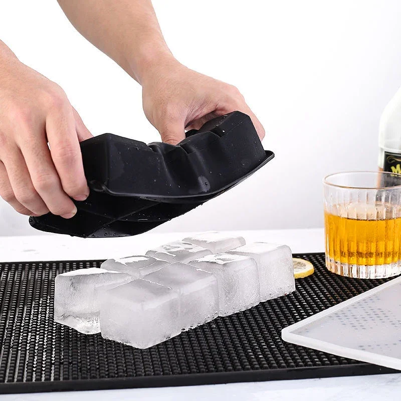 Molde de Gelo Esférico de Silicone para Coquetel Preto - Imagem 3