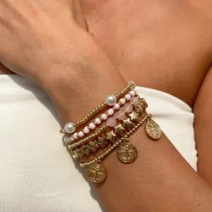 pulseira feminina retrô redonda dourada