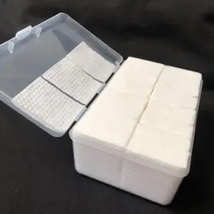 almofadas de algodão para limpeza facial