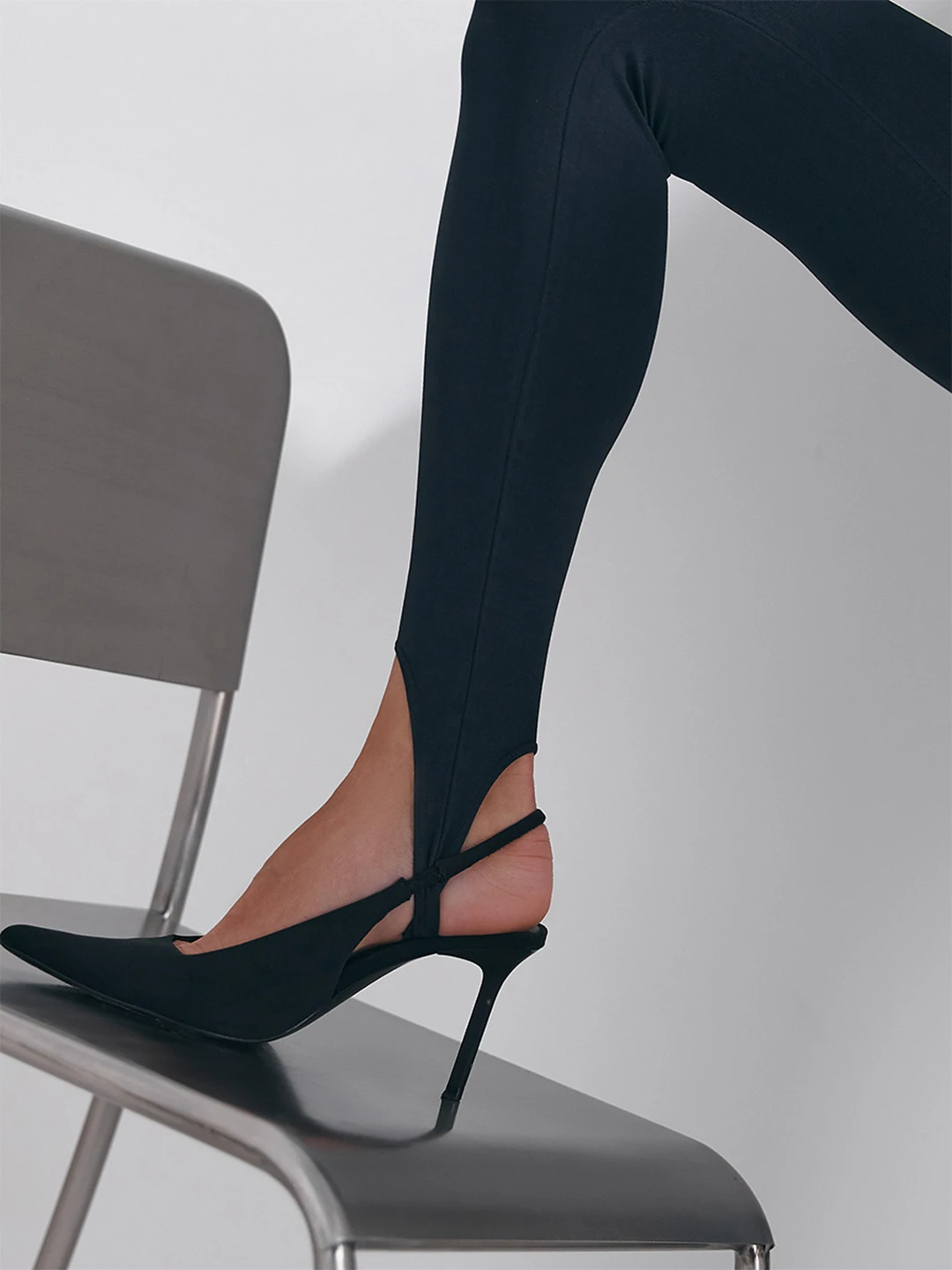 Leggings pretas sem costura cintura alta - Imagem 3