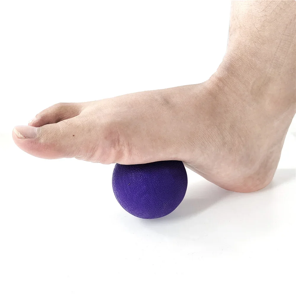 Bola de Massagem TPE Fáscia Relaxamento Muscular 6cm - Imagem 4