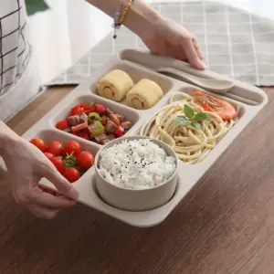 conjunto de refeição infantil